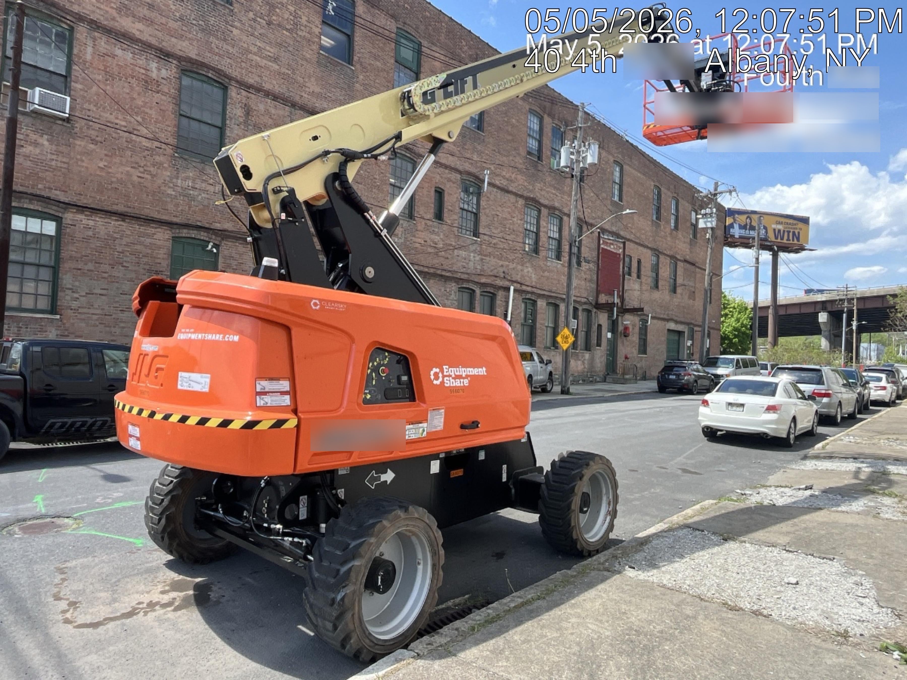 2025 JLG 660SJ