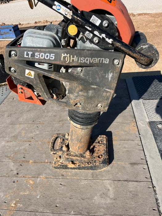 2024 HUSQVARNA LT5005