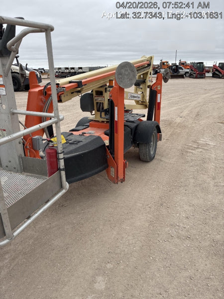 2022 JLG T350