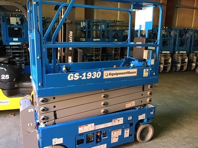 2019 Genie GS-1930 Half Height Swing Gate, 800W Inverter