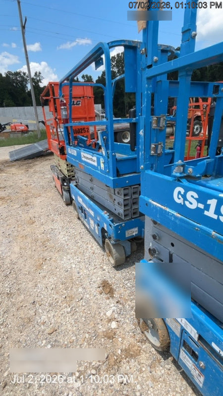 2020 Genie GS-1930 Fixed rails with chain entry gate - Pre A92.20
