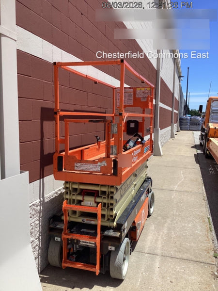 2022 JLG ES2632