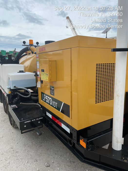 2022 VAC-TRON LP573XDT