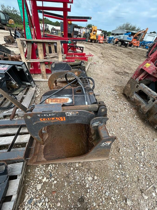 2020 PALADIN 76" Scrap Grapple Bucket - Paladin