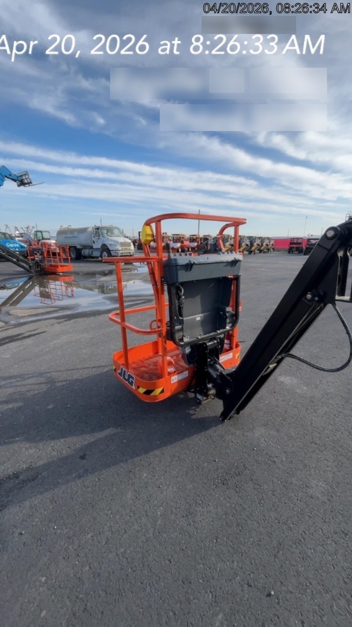 2025 JLG E400AJP Narrow