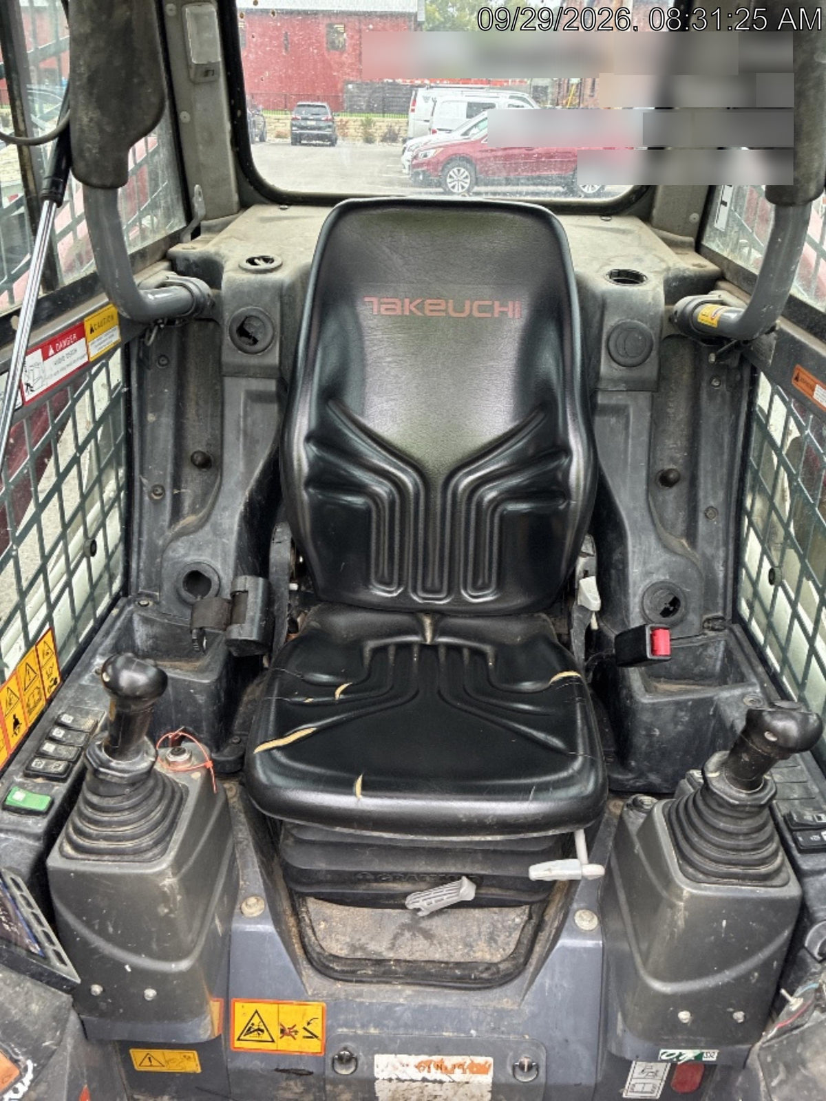 2023 TAKEUCHI TL8R2-CR