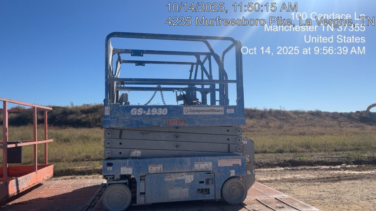 2020 Genie GS-1930 Solid Non Marking Tires, Beacon, Folding rails with half height swing gate