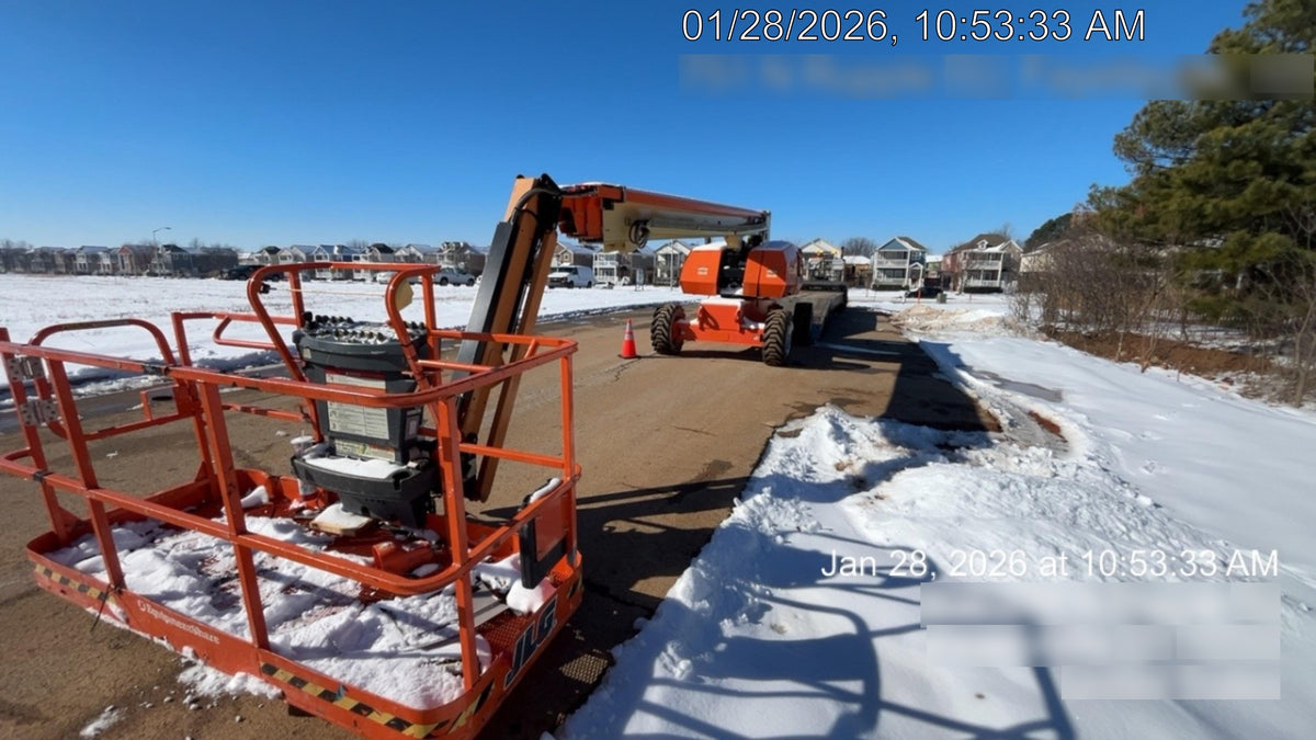 2022 JLG 860SJ