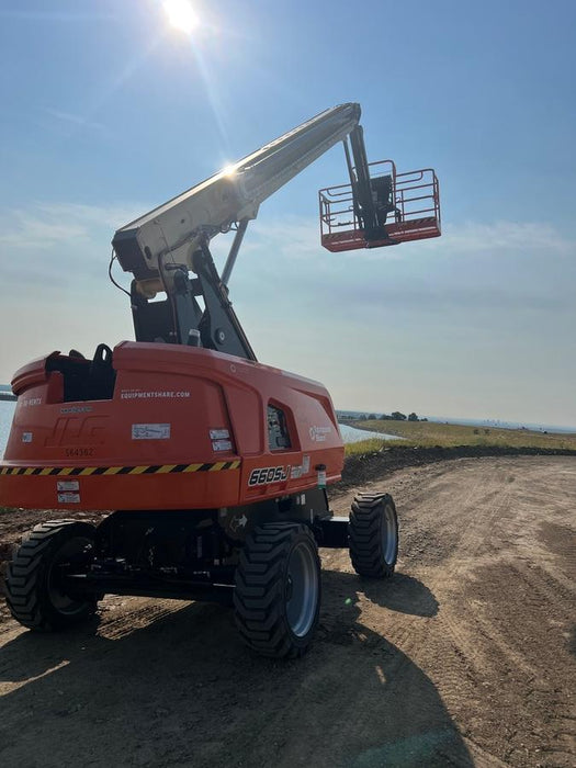 2025 JLG 660SJ