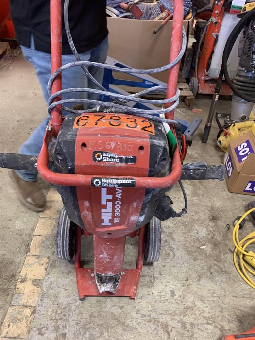 2020 HILTI TE 3000-AVR