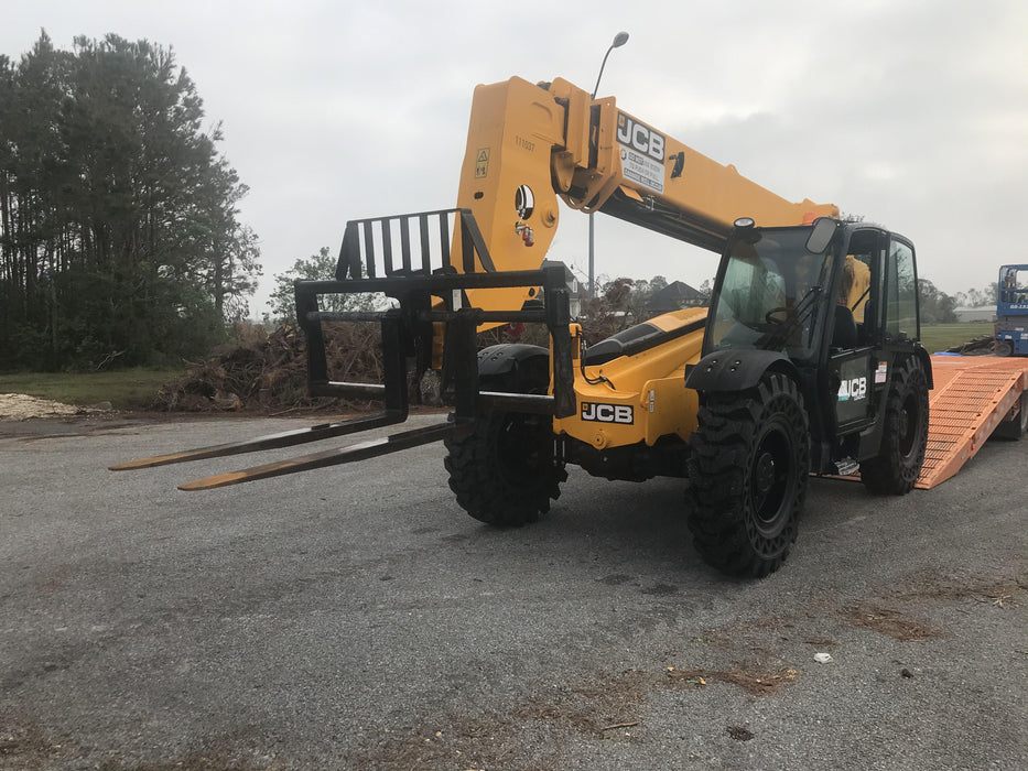 2020 JCB 509-42 Cab/Heat/Air, Solid Tires, Work Lights, Beacon, Aux Hydraulics, Back up Alarm, Lifting Eye, ES Decals