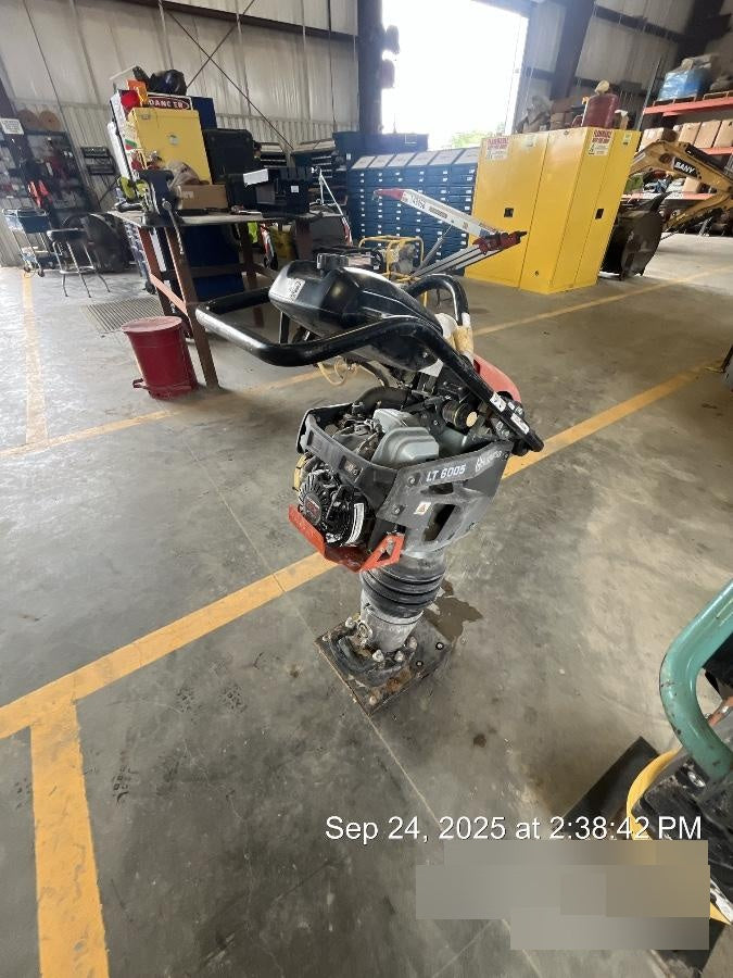 2024 HUSQVARNA LT6005