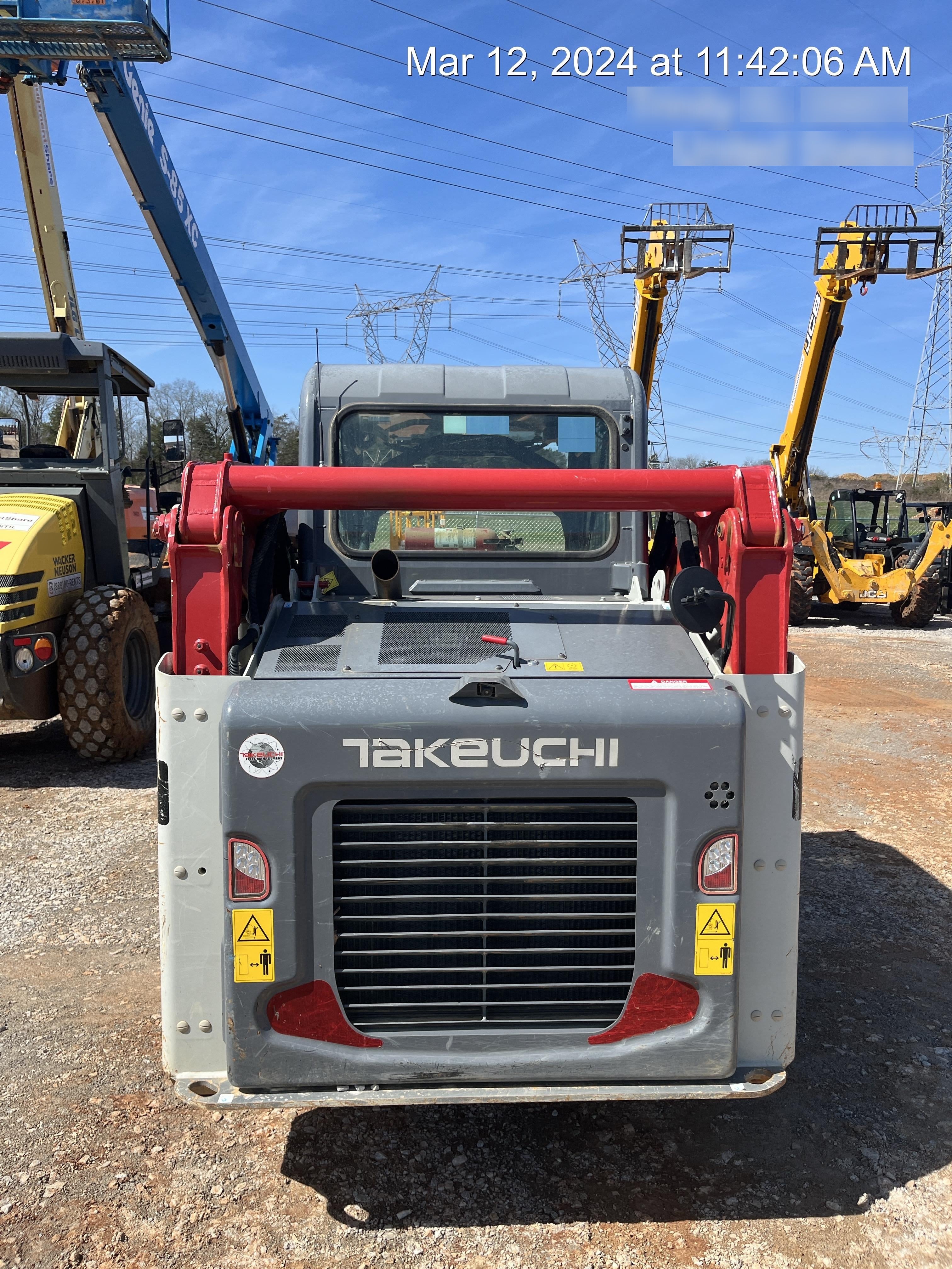 2023 TAKEUCHI TL10V2-CR