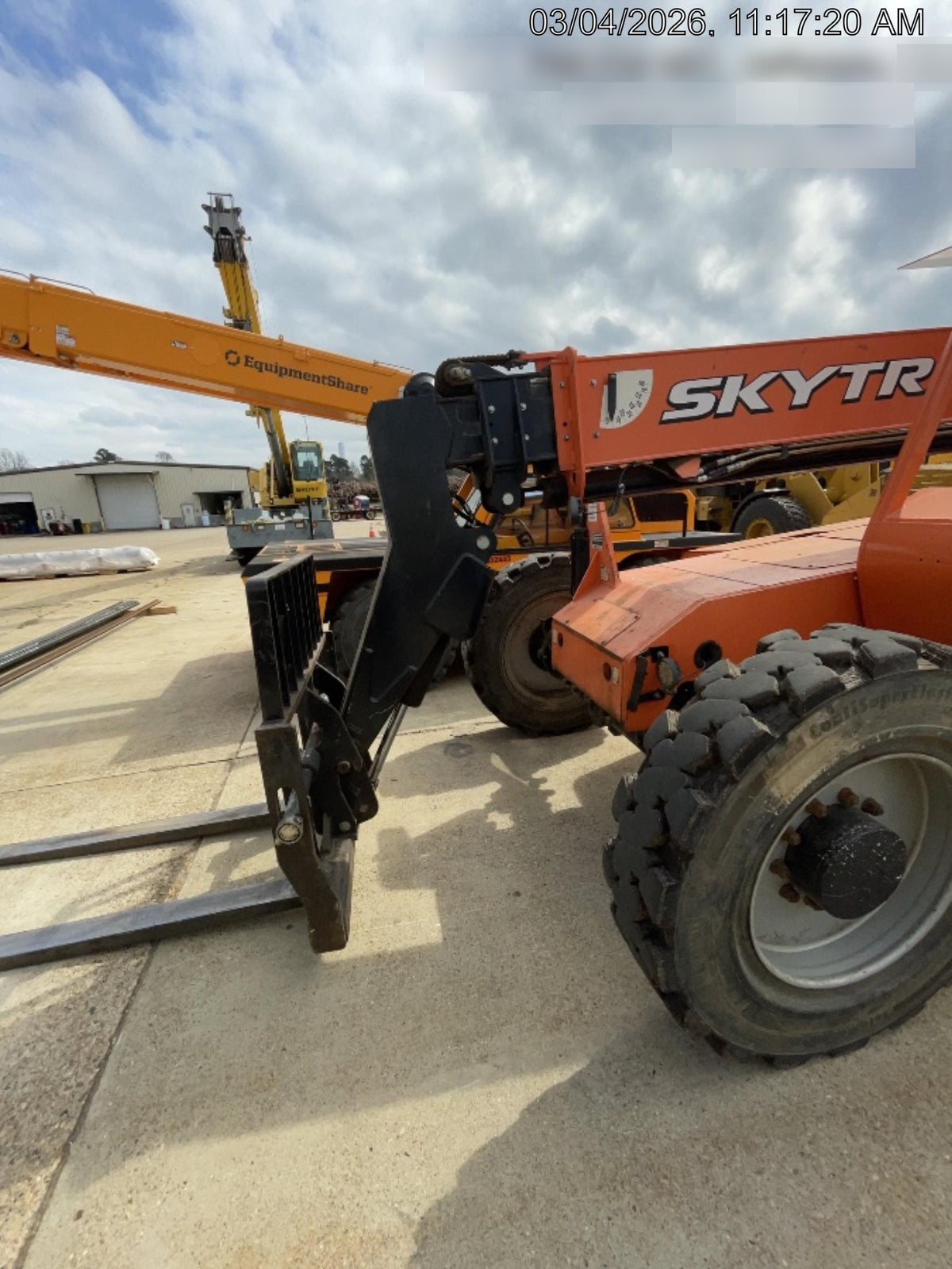 2019 Skytrak 6036 Canopy, Solid Tires, LED Work Lights, Beacon 50" Carriage, 48" Pallet Forks