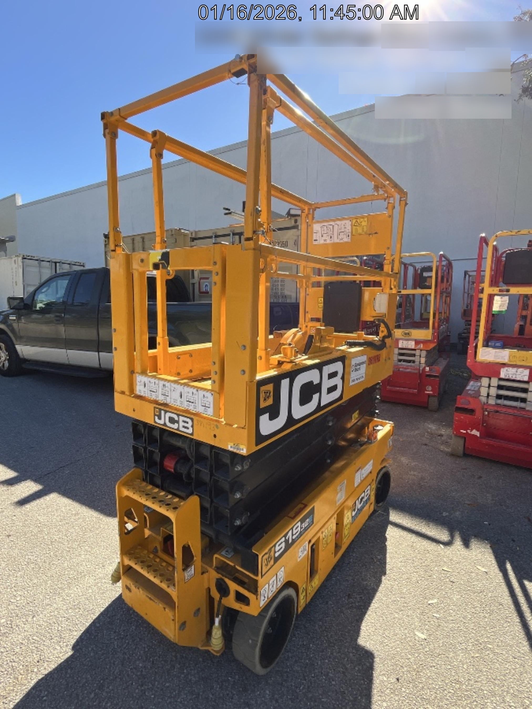 2024 JCB S1932E