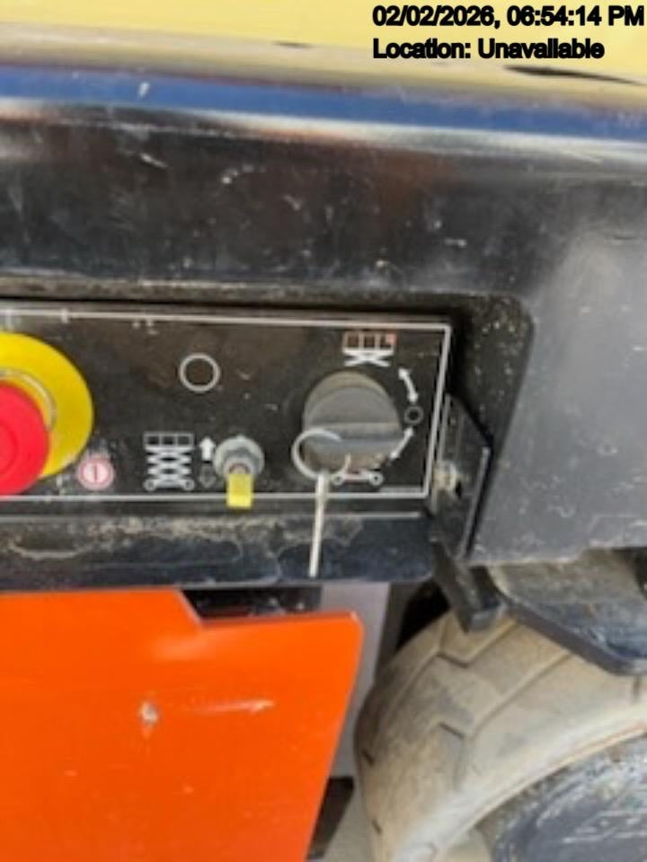 2022 JLG ES1932