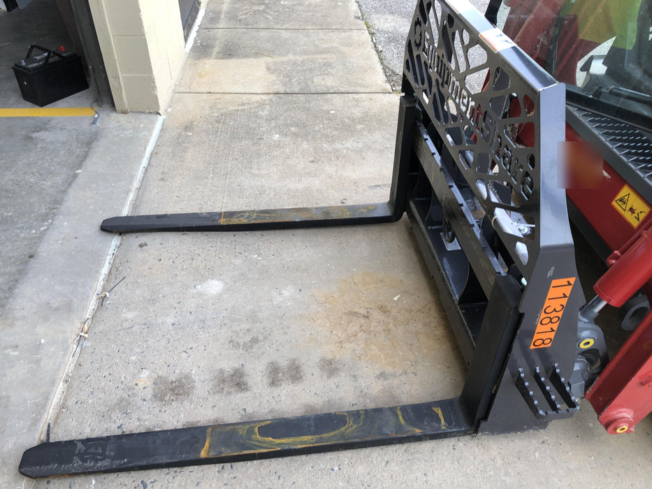 2020 PALADIN 48" Pallet Forks - Paladin