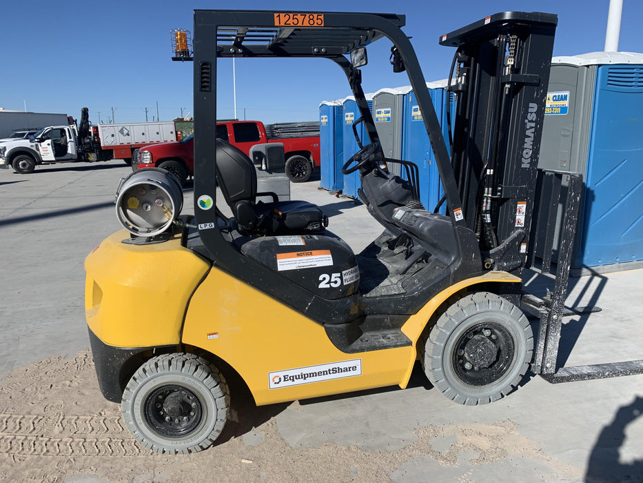 2020 KOMATSU FG25T-16