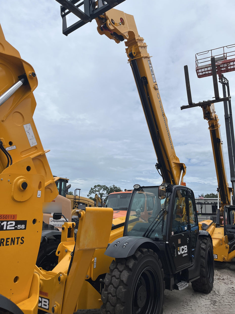 2025 JCB 512-56
