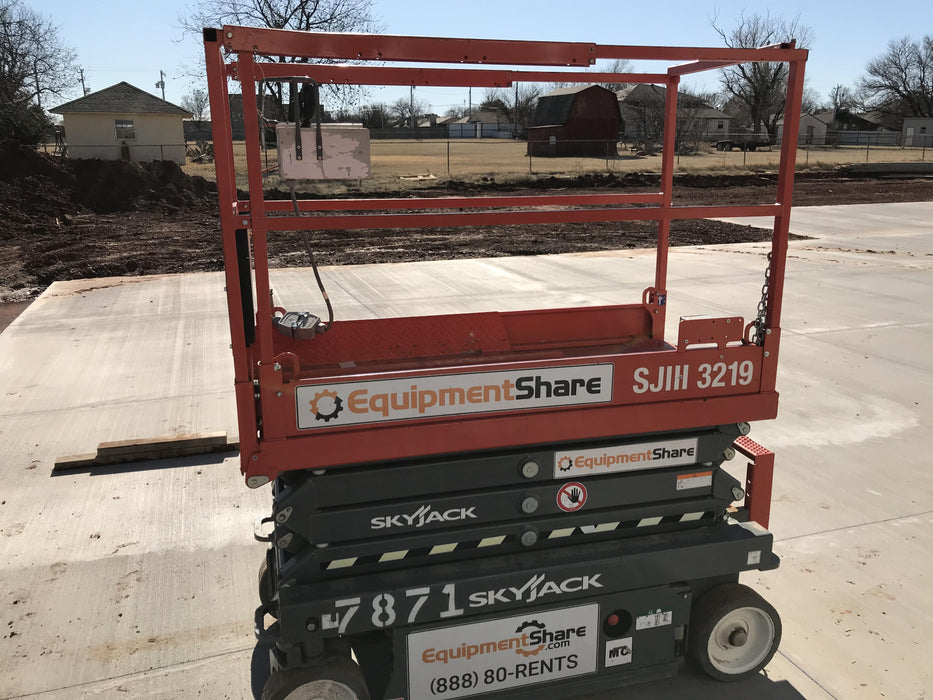 2018 SKYJACK SJIII-3219