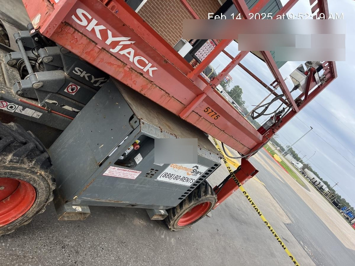 2017 SKYJACK SJ6826 RT