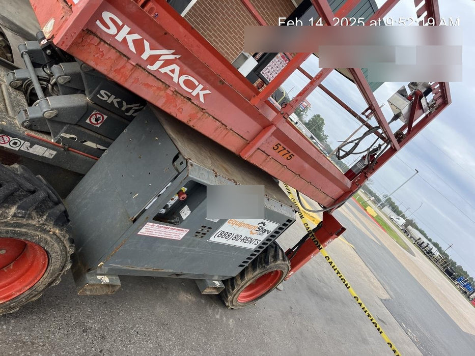 2017 SKYJACK SJ6826 RT