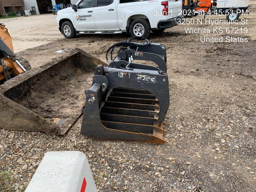 2015 CASE Grapple Bucket Skid Steer - Case
