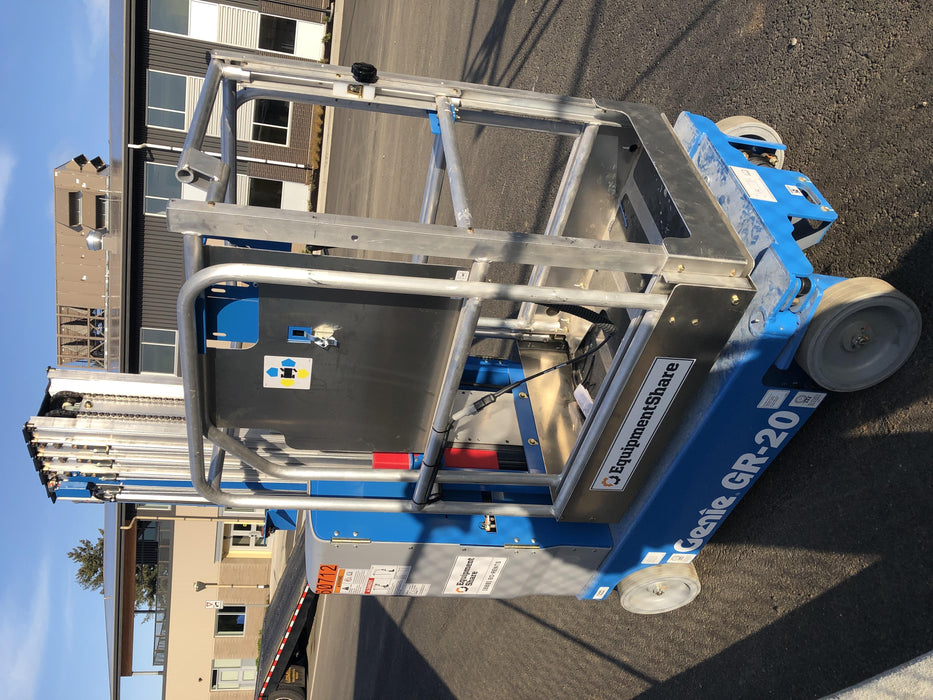 2019 GENIE GR-20