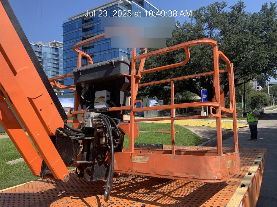 2019 JLG 660SJ 4WD w/Deutz Diesel Engine, FF Tires, Beacon, Welder-Ready Package