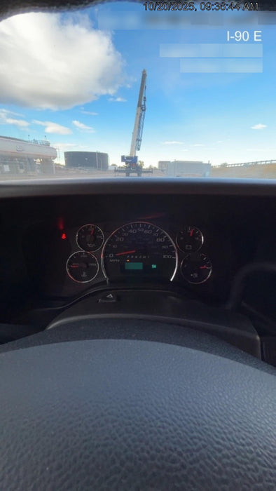 2025 CHEVROLET Express Van - Rental