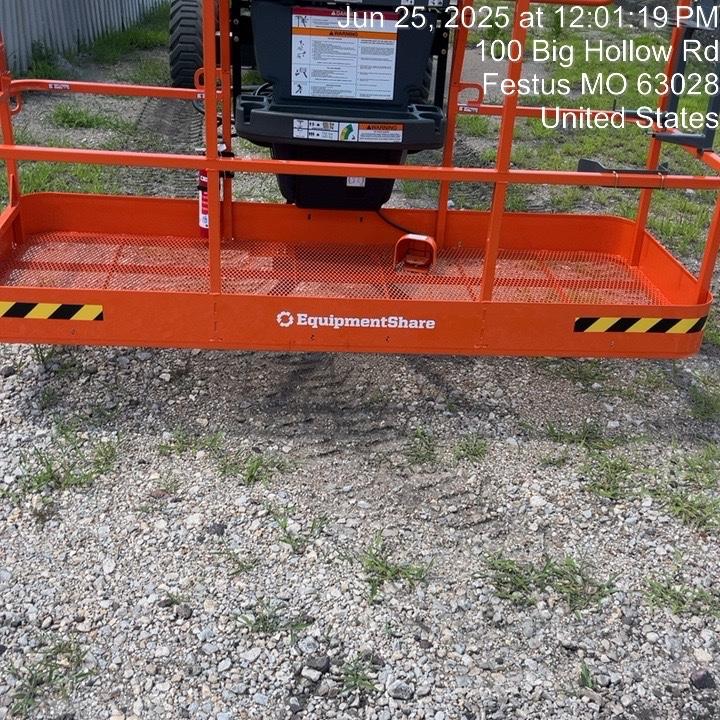 2025 JLG 660SJ