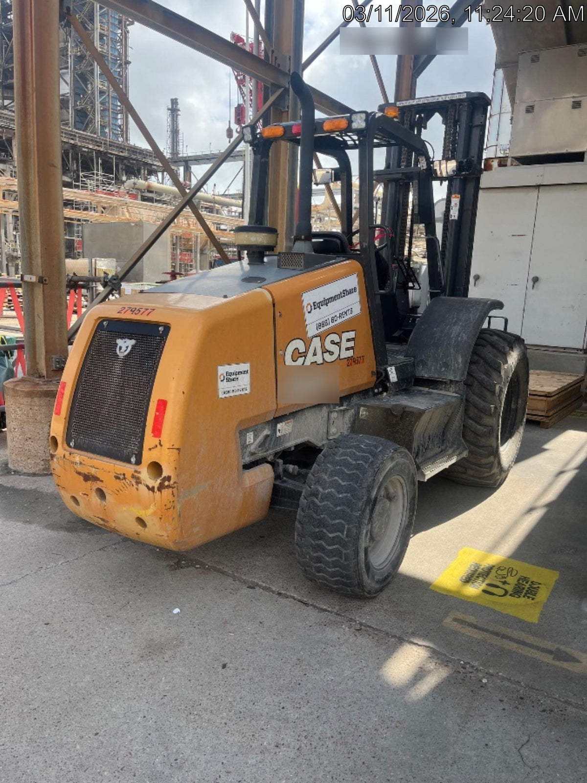 2023 CASE 588H