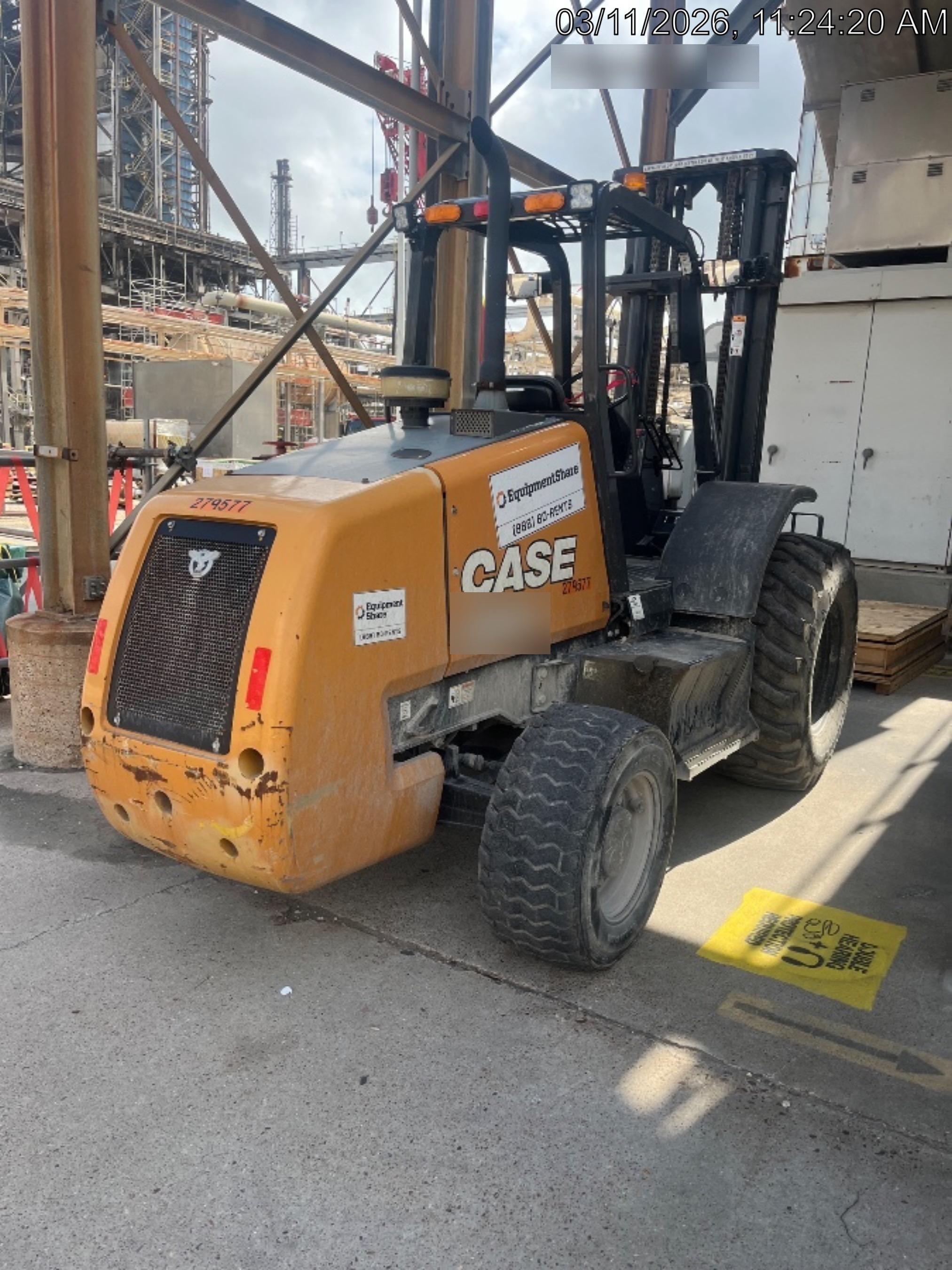 2023 CASE 588H
