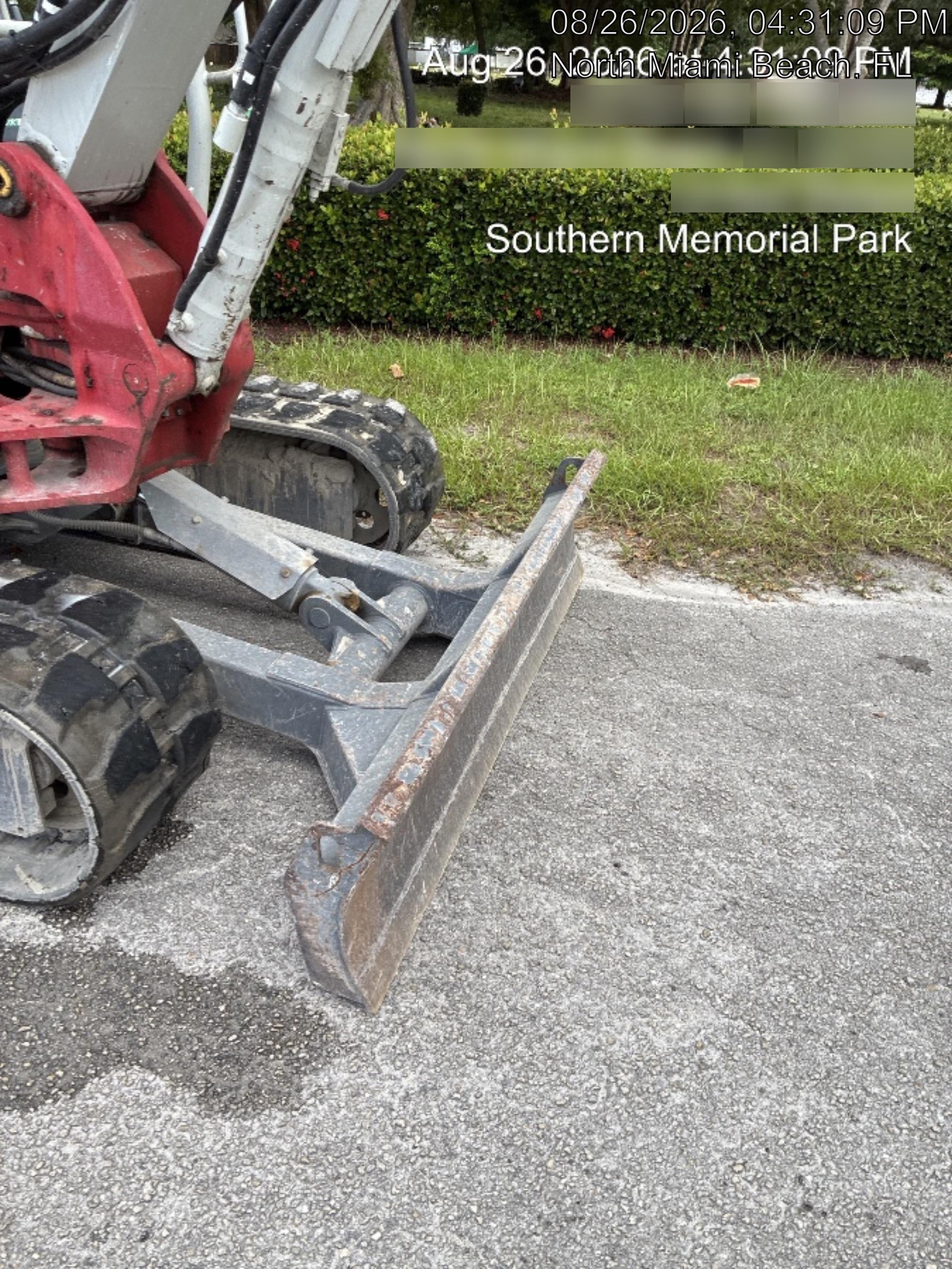 2023 TAKEUCHI TB250-2R