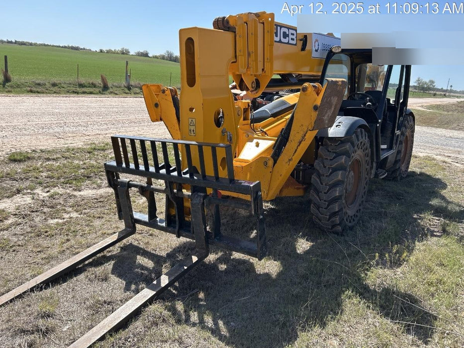 2023 JCB 510-56