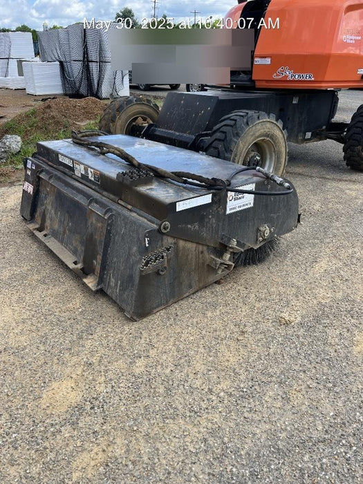 2021 PALADIN Sweepster SB72