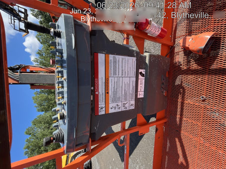2019 JLG 800AJ