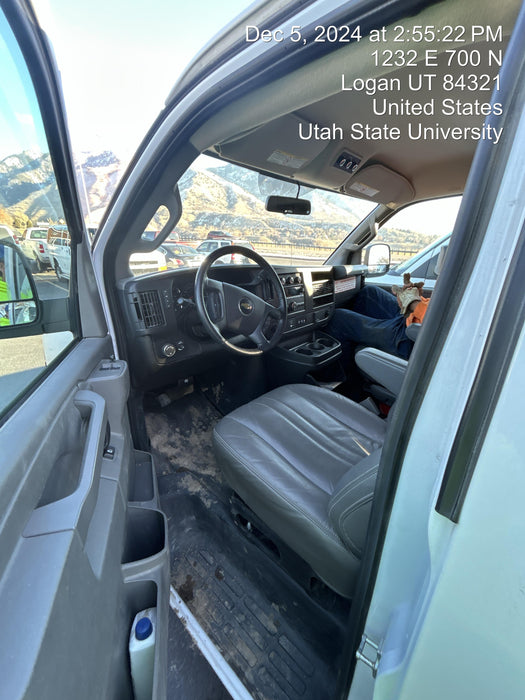 2023 CHEVROLET Express Van - Rental