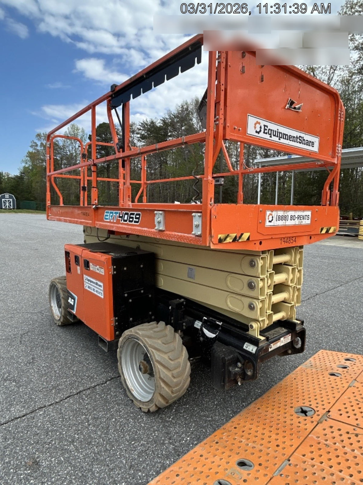 2021 JLG ERT4069