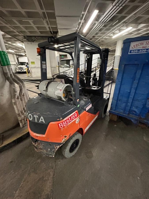 2022 TOYOTA 50-8FGU25