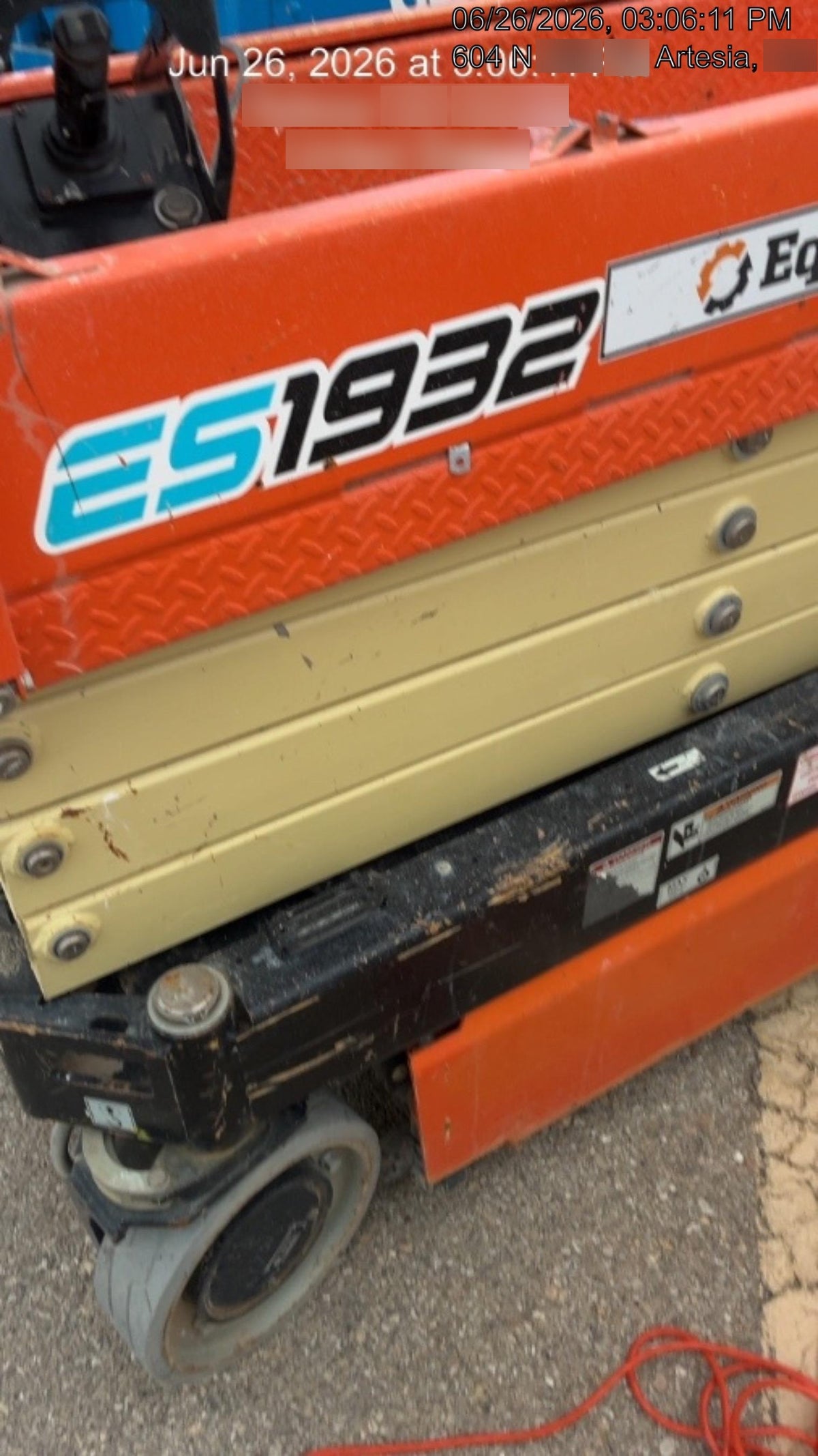 2021 JLG ES1932