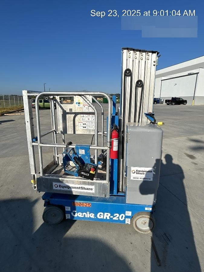 2021 GENIE GR-20