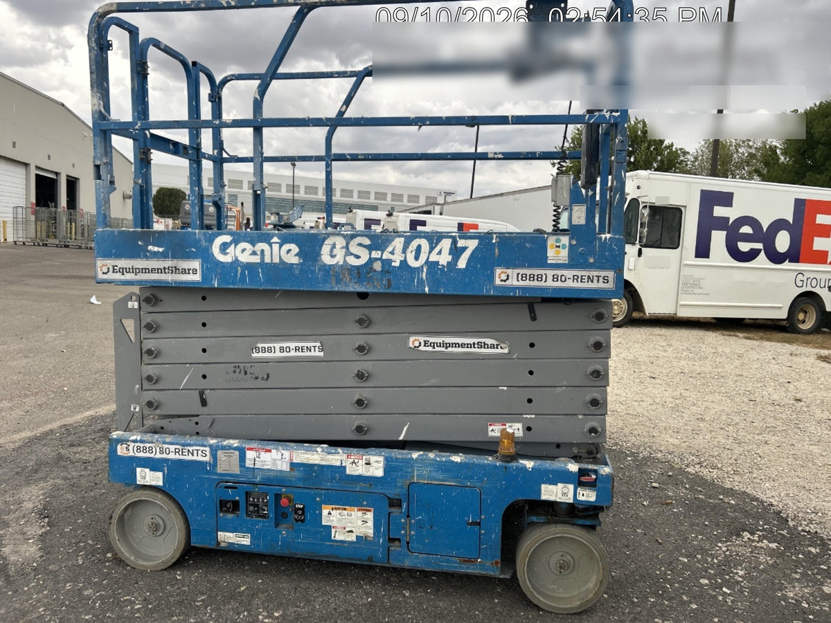 2018 GENIE GS-4047