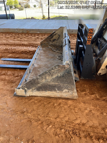 2025 ARROW MATERIAL HANDLING 72" Pallet Forks - Arrow