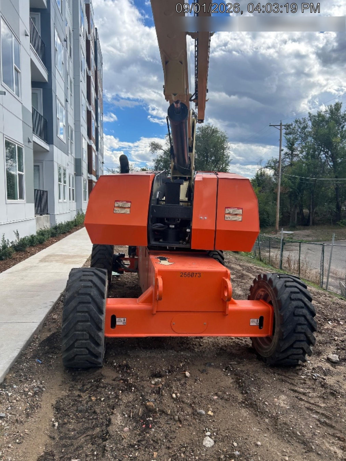 2022 JLG 860SJ