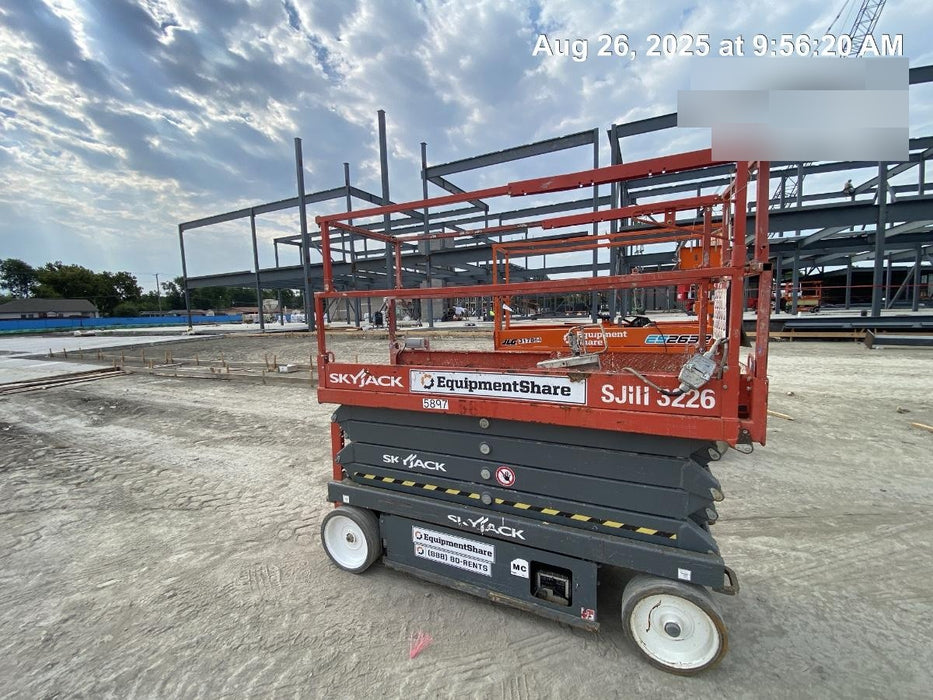 2017 Skyjack SJIII-3226 Skyjack SJ3226, Trojan Battery Set, Extended Warranty 5yr/5k hr