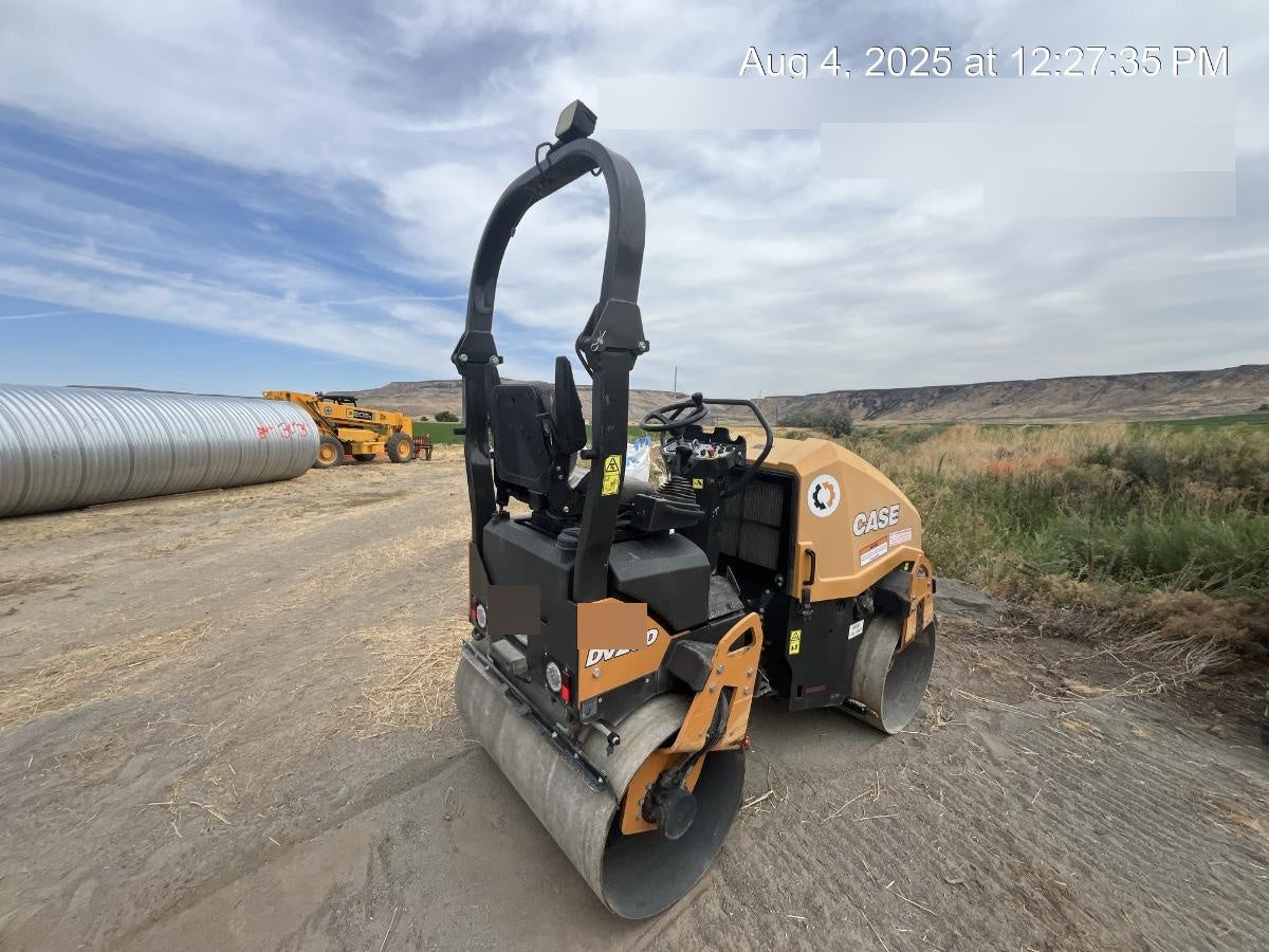 2020 CASE DV26CD