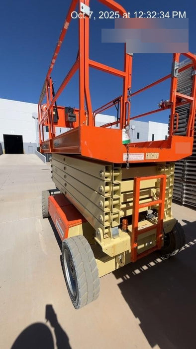 2019 JLG 4069LE