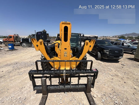 2022 JCB 510-56