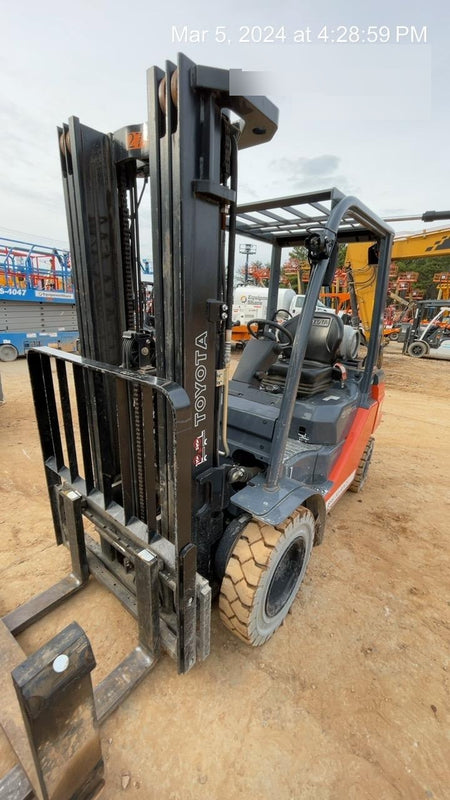 2022 TOYOTA 50-8FGU25